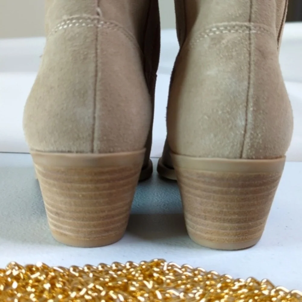 Dolce Vita Solow Western Bootie -Size 8.5 and 9 Dune Suede Color - Picture 15 of 16